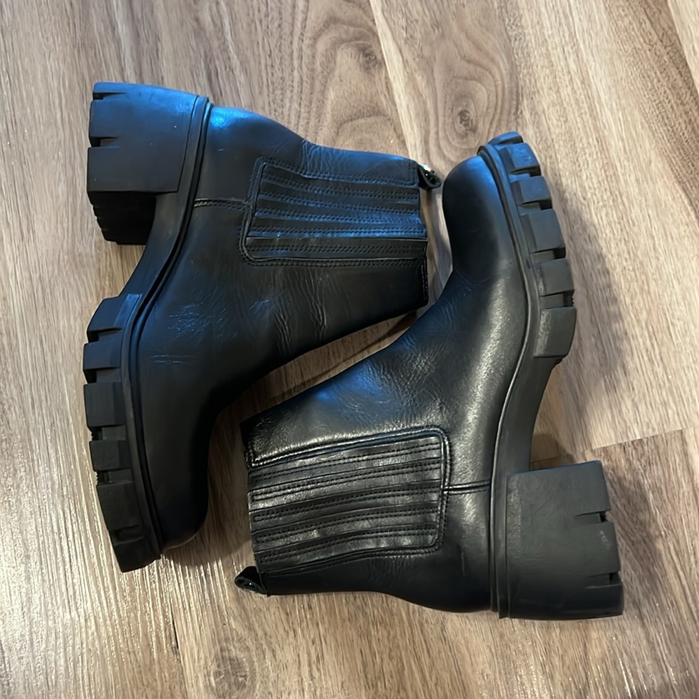 Steve Madden ankle boots